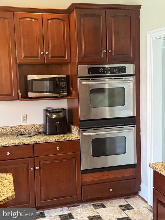 Image 67 of property listing at 9409 ELIZABETH CT, Fulton, MD 20759