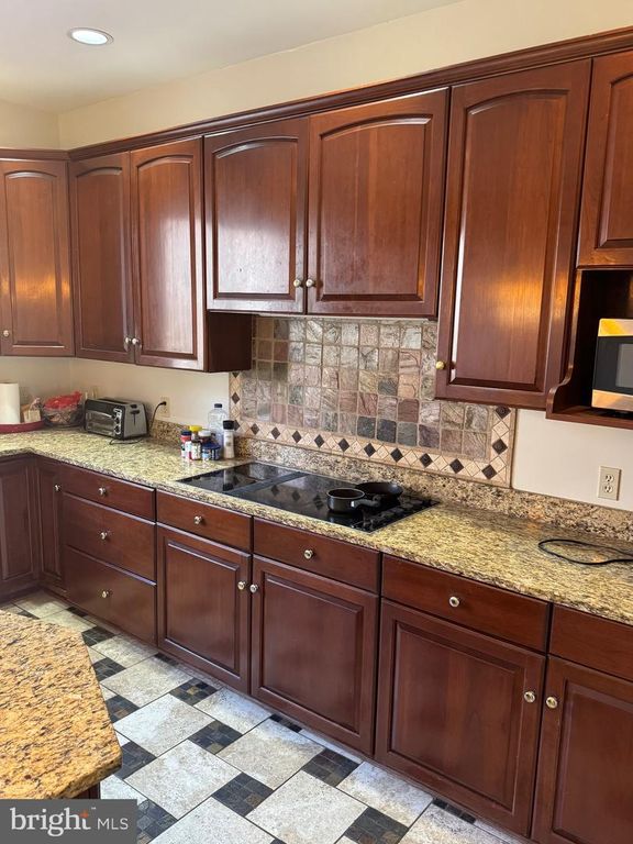 Image 69 of property listing at 9409 ELIZABETH CT, Fulton, MD 20759