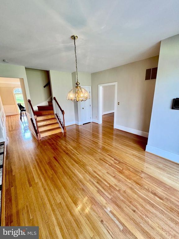 Image 70 of property listing at 9409 ELIZABETH CT, Fulton, MD 20759