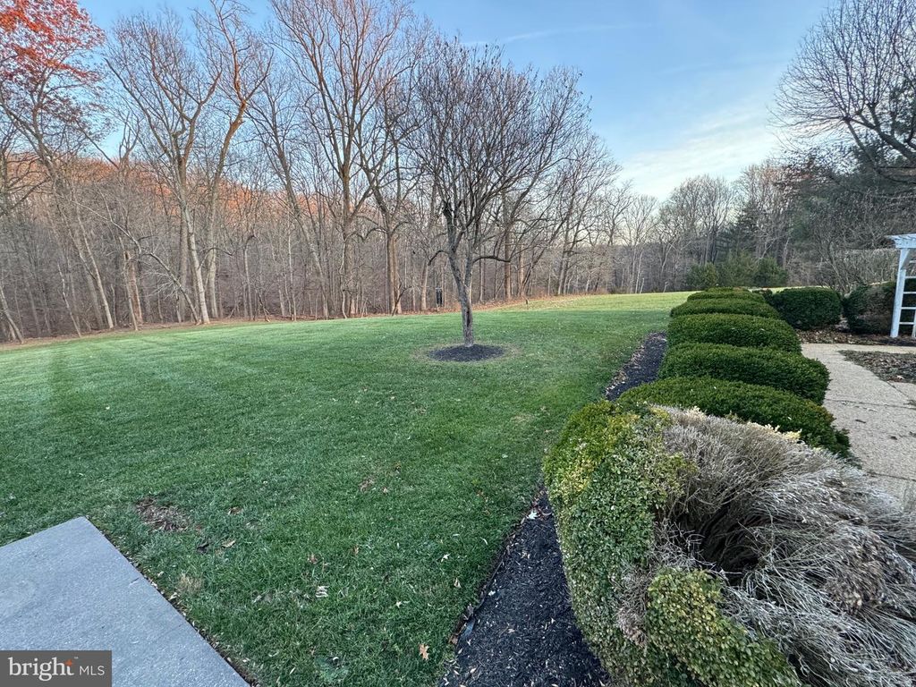 Image 7 of property listing at 9409 ELIZABETH CT, Fulton, MD 20759