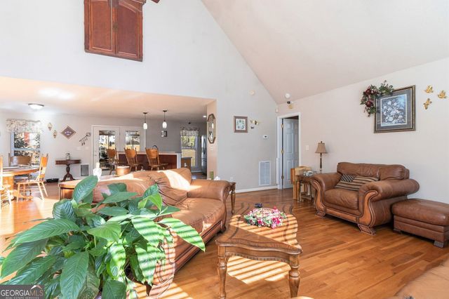 208 US Highway 78, Tallapoosa, GA 30176