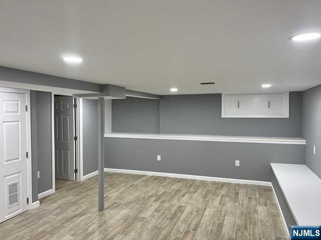 33-35 Obal Avenue, Elmwood Park, NJ 07407