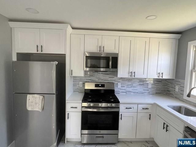 33-35 Obal Avenue, Elmwood Park, NJ 07407