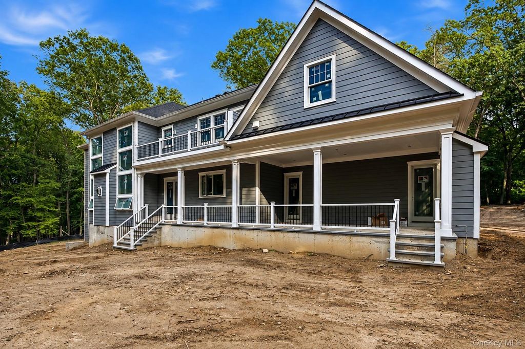 550 Moriches Road, Head Of The Harbor, NY 11780 — photo 2
