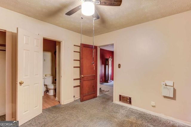 6088 Wade Orr Road, Flowery Branch, GA 30542