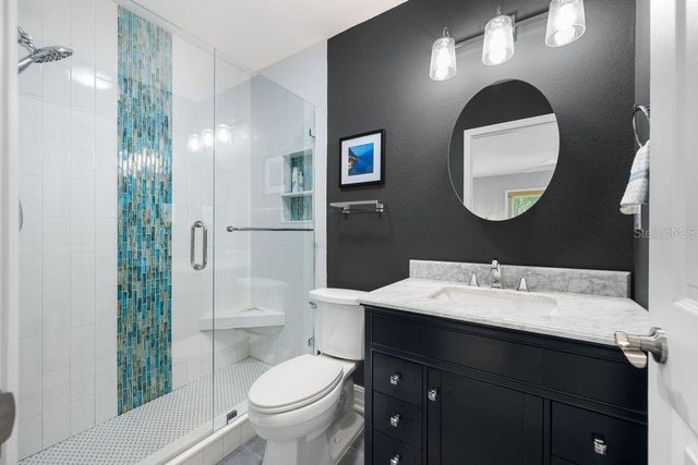 328 BAYVIEW DRIVE NE, St Petersburg, FL 33704