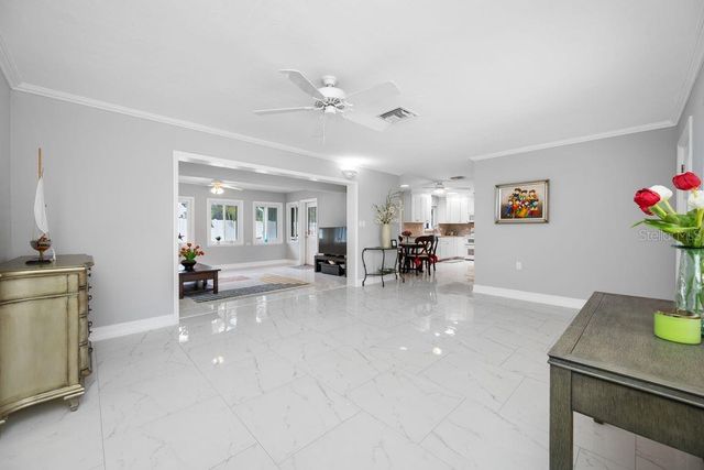 328 BAYVIEW DRIVE NE, St Petersburg, FL 33704