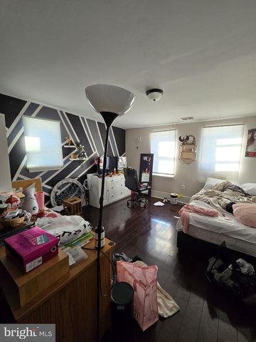 5410 WAYNE AVE, Philadelphia, PA 19144