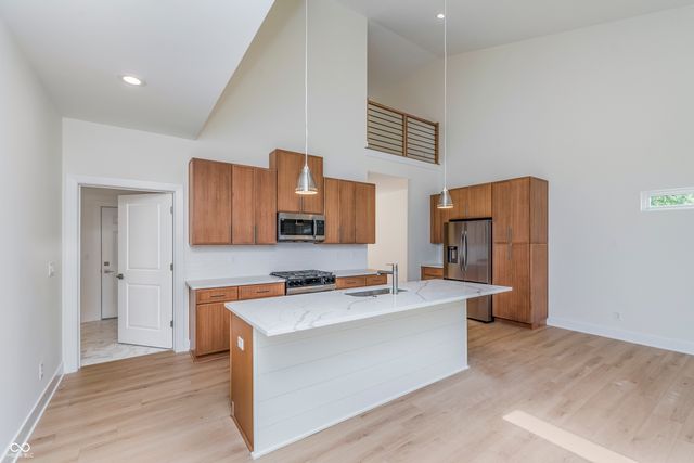 5866 Harbour Town Drive, Noblesville, IN 46062