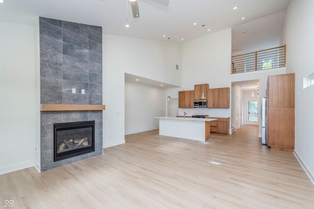 5866 Harbour Town Drive, Noblesville, IN 46062