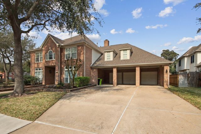 4218 Lakecrest Drive, Missouri City, TX 77459