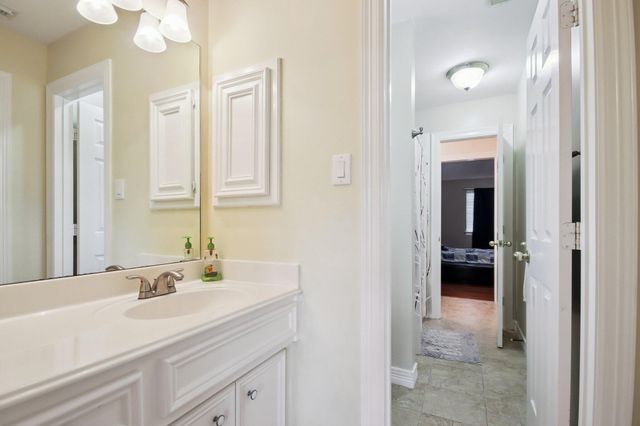 4218 Lakecrest Drive, Missouri City, TX 77459