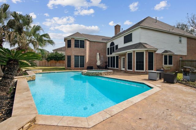 4218 Lakecrest Drive, Missouri City, TX 77459