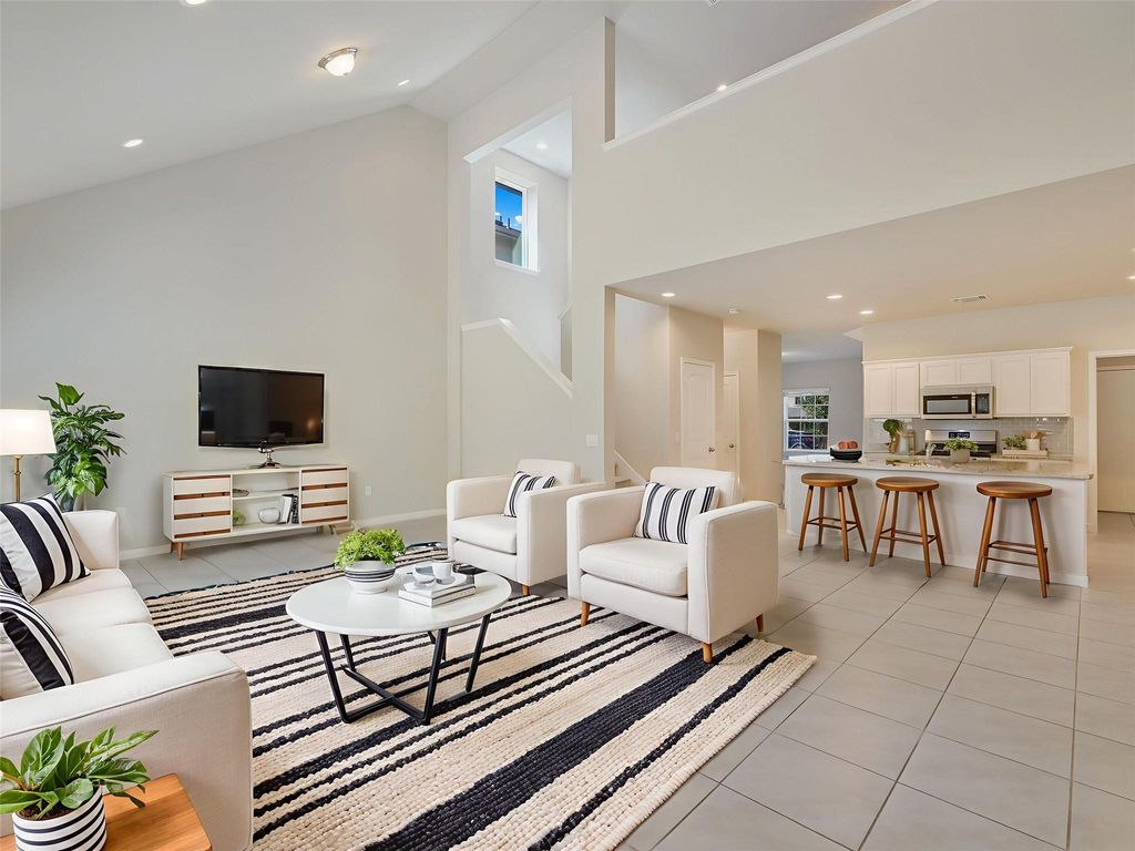 7400 Branrust DR, Austin, TX 78744