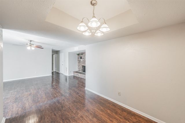 720 Nora Lane, Desoto, TX 75115