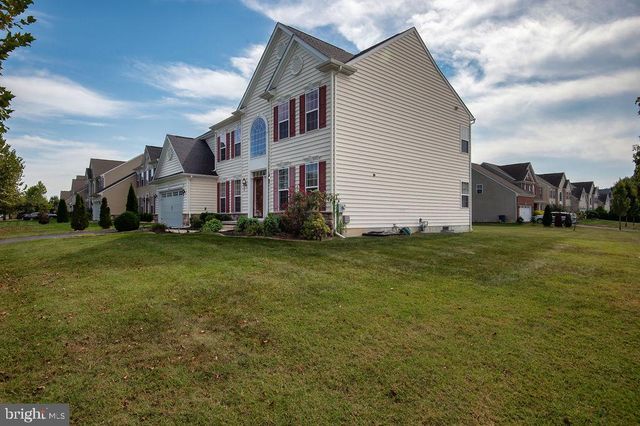 200 W TESTAVERDE RD, Newark, DE 19702