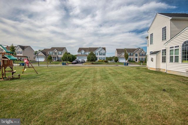 200 W TESTAVERDE RD, Newark, DE 19702