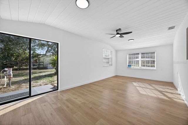 45806 LAKE STREET, Paisley, FL 32767