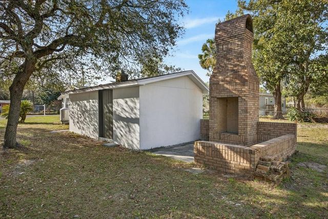 45806 LAKE STREET, Paisley, FL 32767