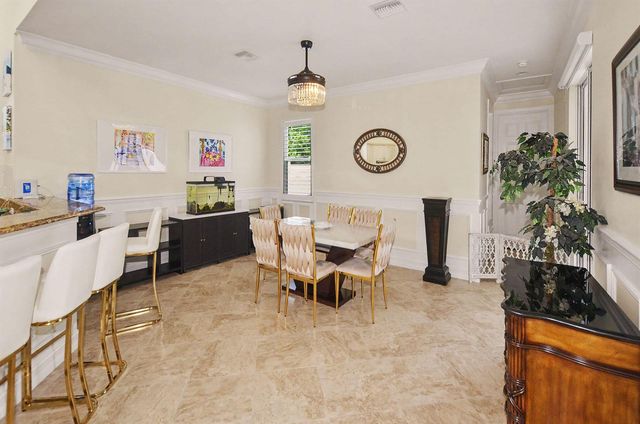 6008 NW Winfield Drive, Port St. Lucie, FL 34986
