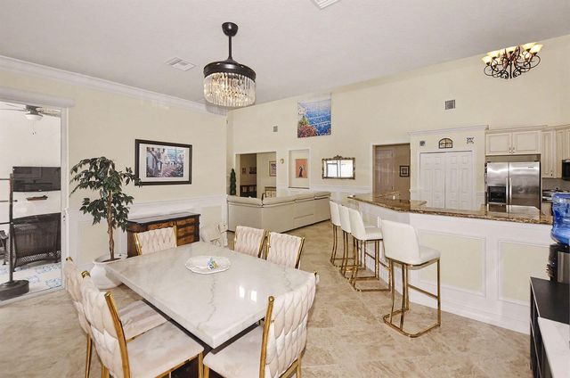 6008 NW Winfield Drive, Port St. Lucie, FL 34986