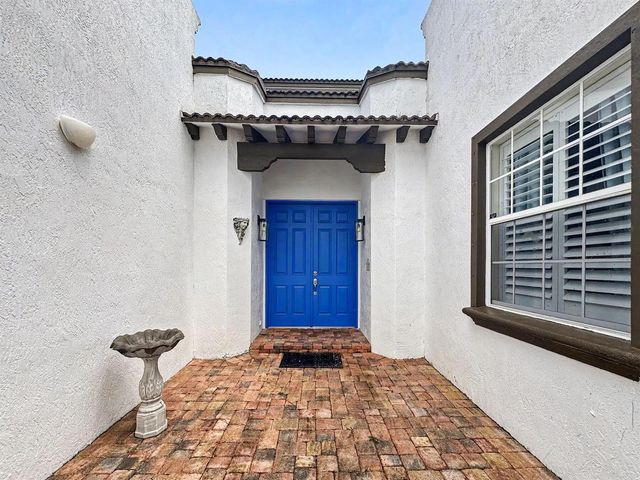 6008 NW Winfield Drive, Port St. Lucie, FL 34986