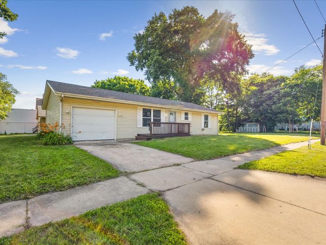 712 Cherry Street, Rockford, IL 61101