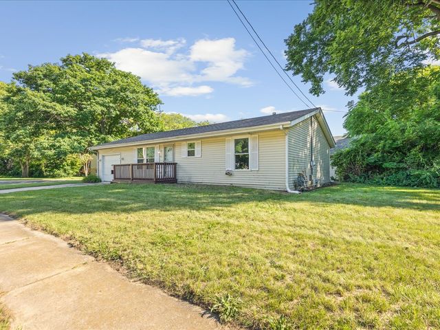 712 Cherry Street, Rockford, IL 61101