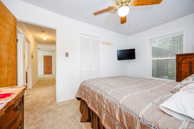 4815 IRMA AVE, San Antonio, TX 78237