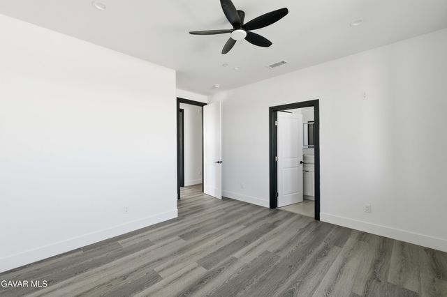 7636 W Avenue A4, Lancaster, CA 93536