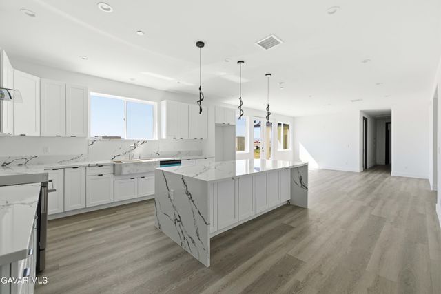 7636 W Avenue A4, Lancaster, CA 93536