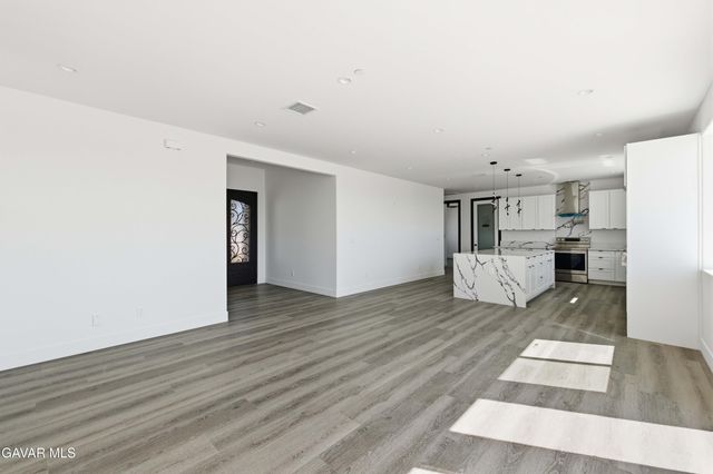 7636 W Avenue A4, Lancaster, CA 93536