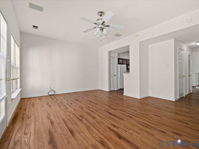 1107 Magnolia Pointe Blvd, Glen Allen, VA 23059