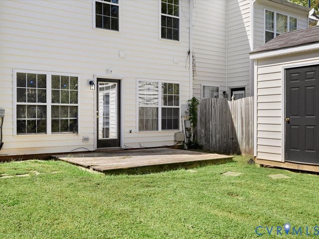 1107 Magnolia Pointe Blvd, Glen Allen, VA 23059