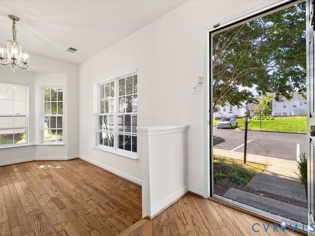 1107 Magnolia Pointe Blvd, Glen Allen, VA 23059