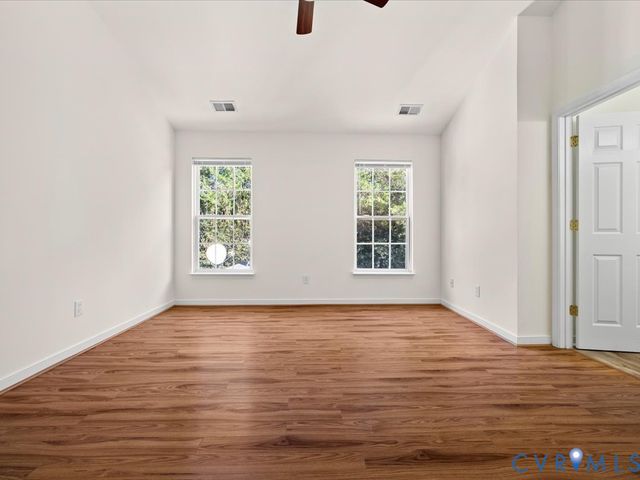 1107 Magnolia Pointe Blvd, Glen Allen, VA 23059