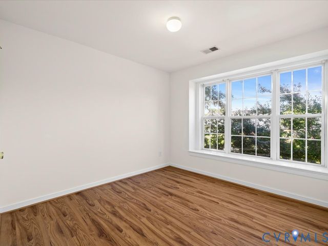 1107 Magnolia Pointe Blvd, Glen Allen, VA 23059