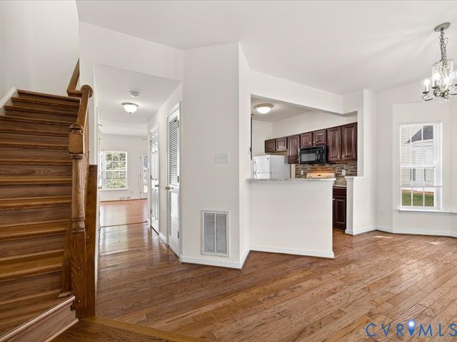 1107 Magnolia Pointe Blvd, Glen Allen, VA 23059