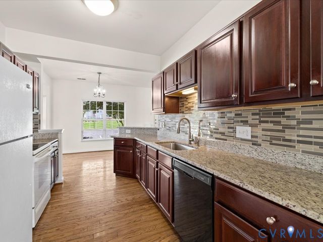 1107 Magnolia Pointe Blvd, Glen Allen, VA 23059