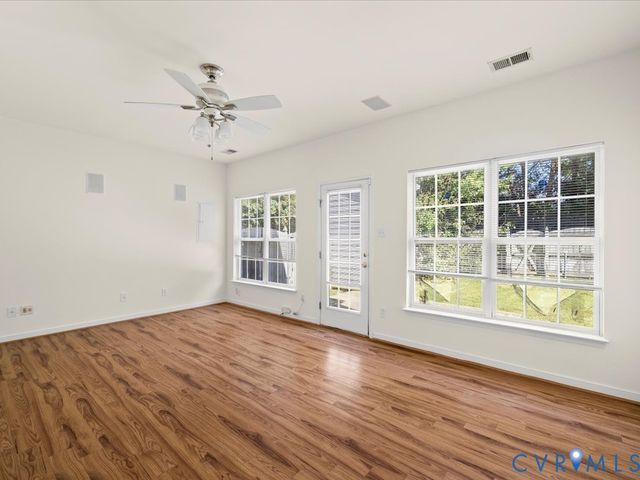 1107 Magnolia Pointe Blvd, Glen Allen, VA 23059