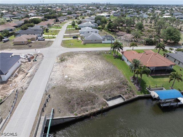 2581 SW 28th TER, Cape Coral, FL 33914