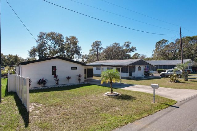 13426 PALM DRIVE, Astatula, FL 34705