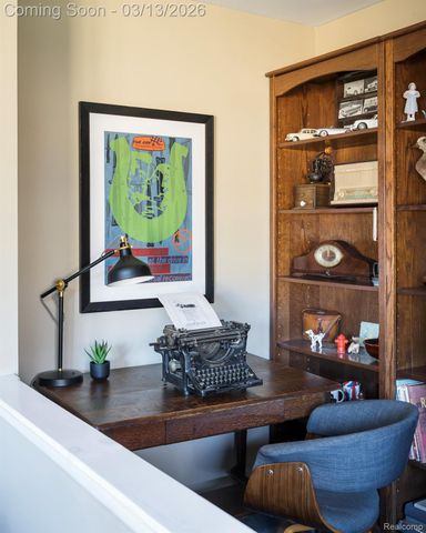 726 W Breckenridge Street, Ferndale, MI 48220