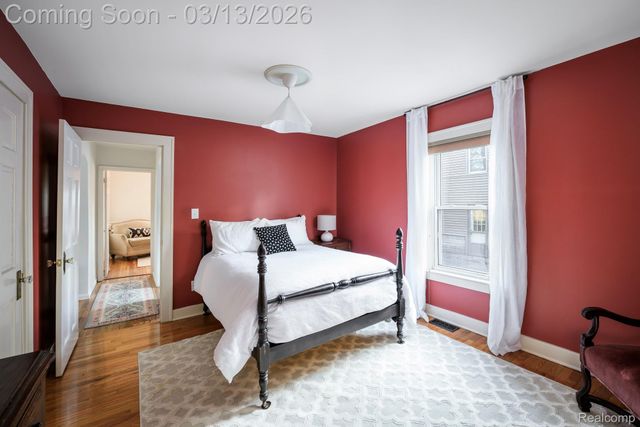 726 W Breckenridge Street, Ferndale, MI 48220