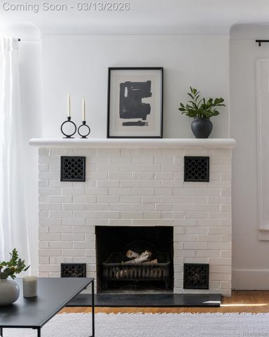 726 W Breckenridge Street, Ferndale, MI 48220