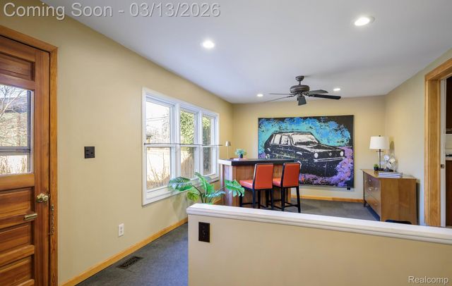 726 W Breckenridge Street, Ferndale, MI 48220