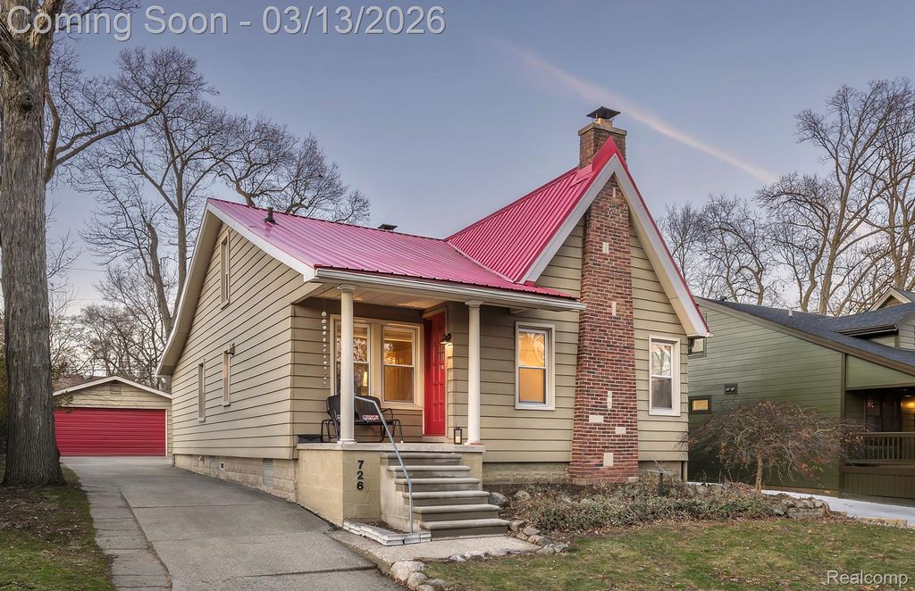 726 W Breckenridge Street, Ferndale, MI 48220