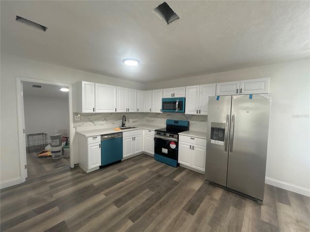 585 LINDLEY TERRACE, Port Charlotte, FL 33952