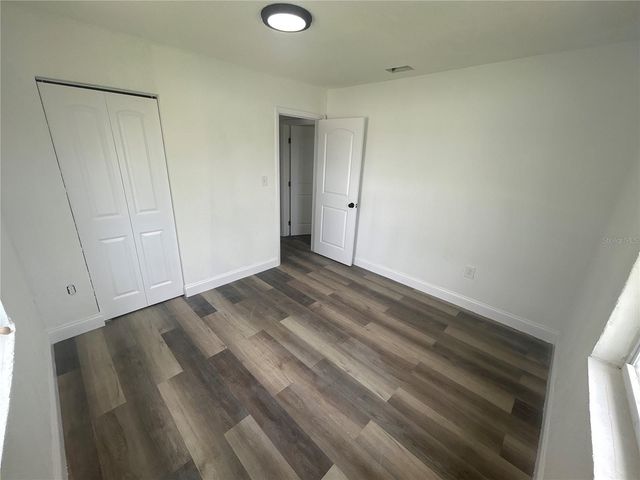 585 LINDLEY TERRACE, Port Charlotte, FL 33952