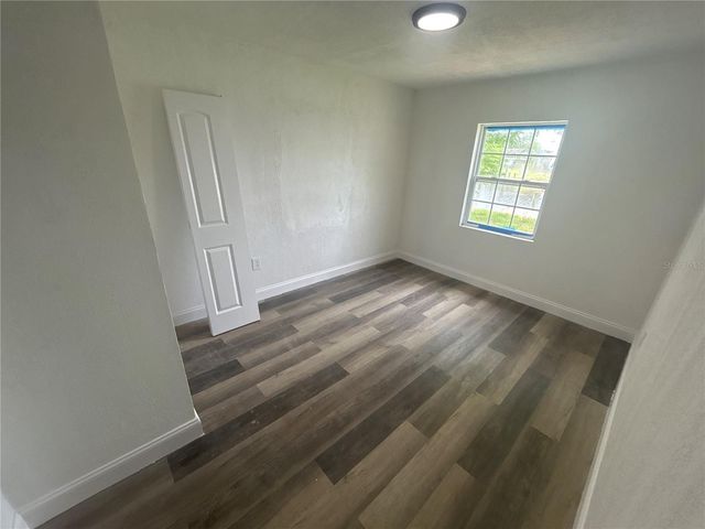 585 LINDLEY TERRACE, Port Charlotte, FL 33952